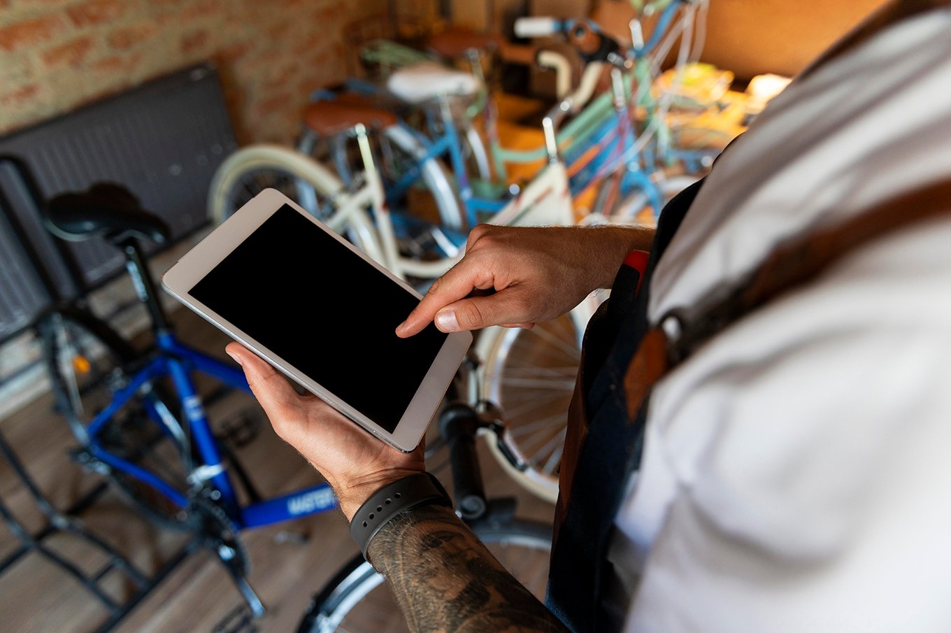 Ciclismo y E-commerce: Cómo Crear una Tienda Online para Amantes de la Bicicleta